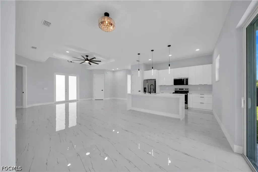 2704 15th Street SW Lehigh Acres FL 33976