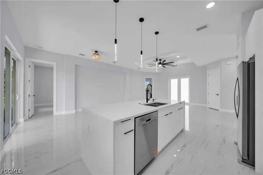 2704 15th Street SW Lehigh Acres FL 33976