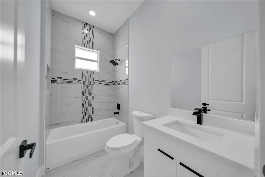 2704 15th Street SW Lehigh Acres FL 33976