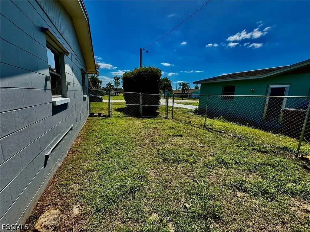 332 Dellwood Avenue Lehigh Acres FL 33936
