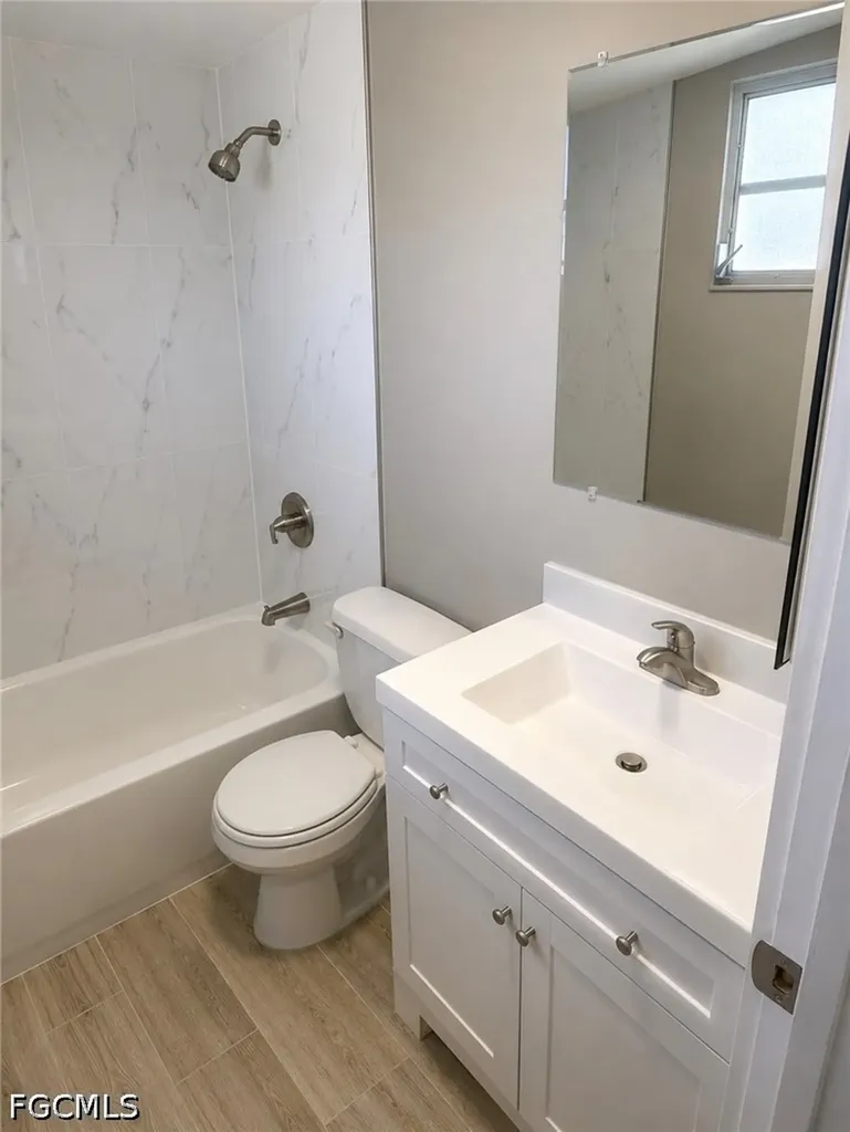 6491 Royal Woods Drive Fort Myers FL 33908