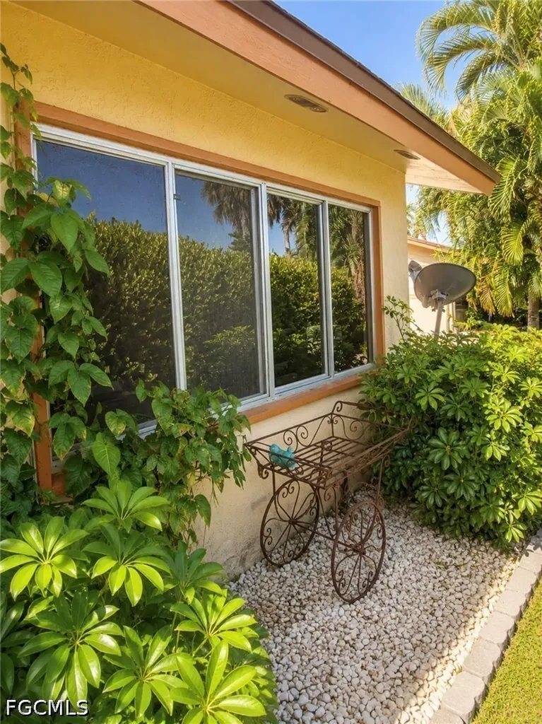 6491 Royal Woods Drive Fort Myers FL 33908