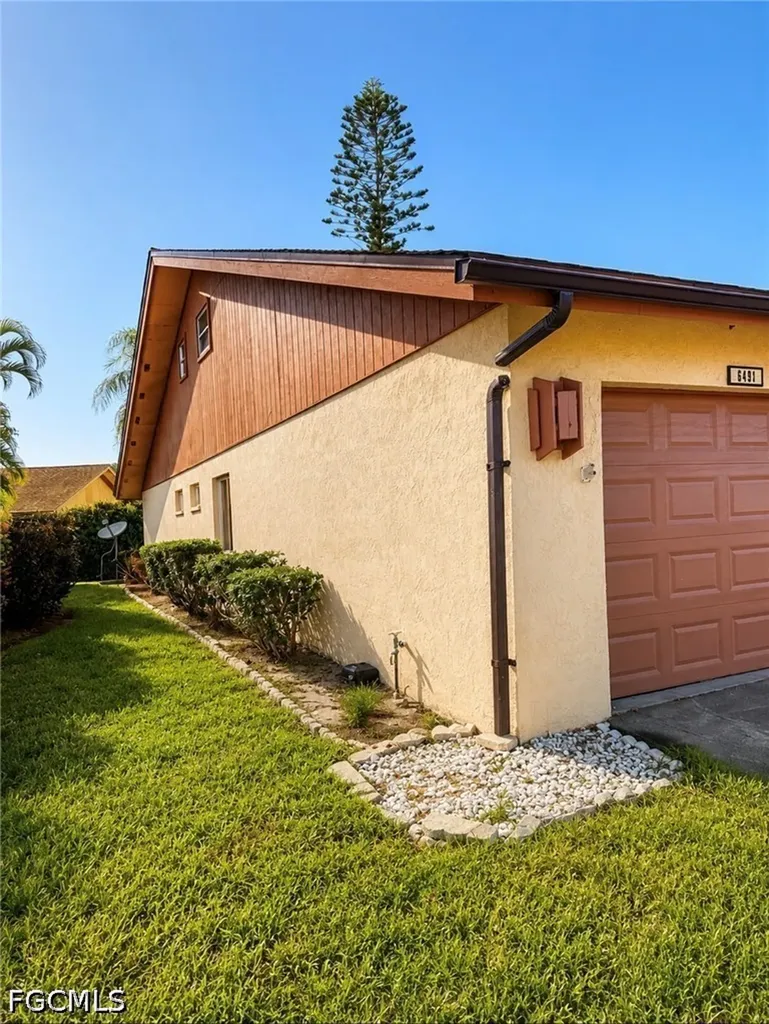 6491 Royal Woods Drive Fort Myers FL 33908