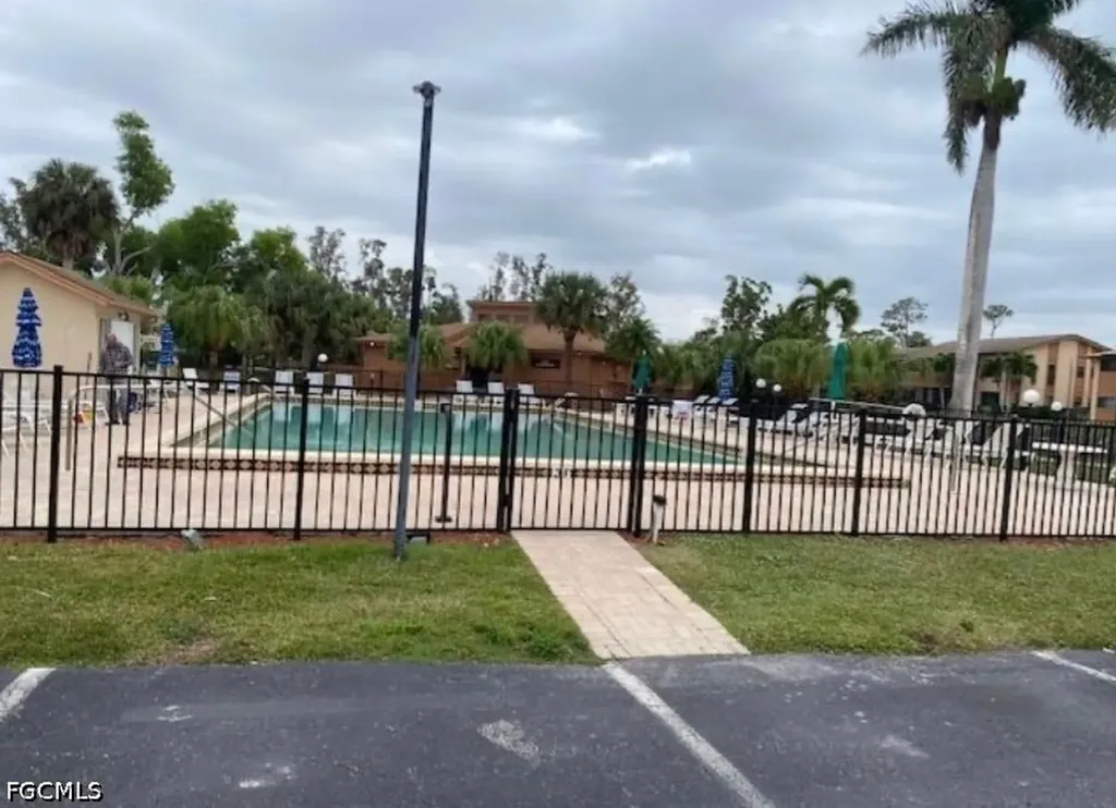 6491 Royal Woods Drive Fort Myers FL 33908