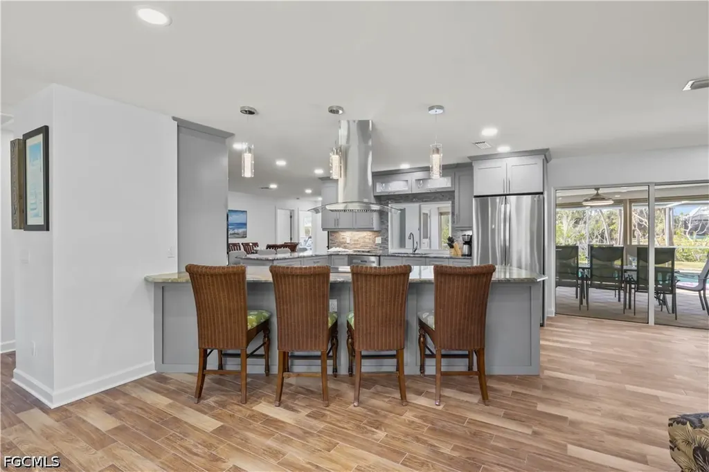9421 Moonlight Drive Sanibel FL 33957