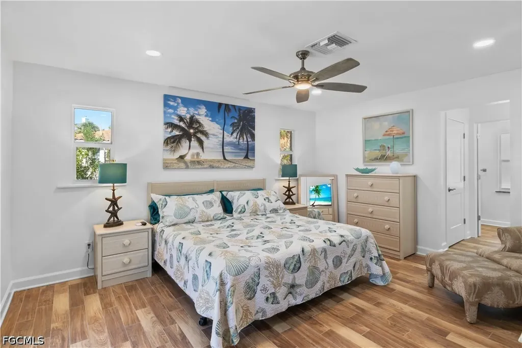 9421 Moonlight Drive Sanibel FL 33957