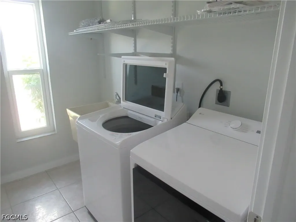 5051 Saxony Court Cape Coral FL 33904