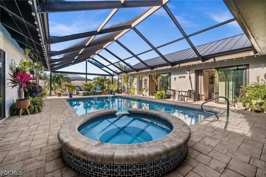 3638 Pinetree Drive St. James City FL 33956