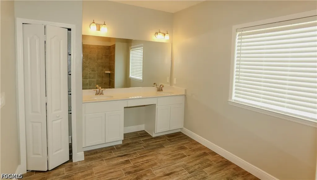 8792 Cascade Price Circle North Fort Myers FL 33917