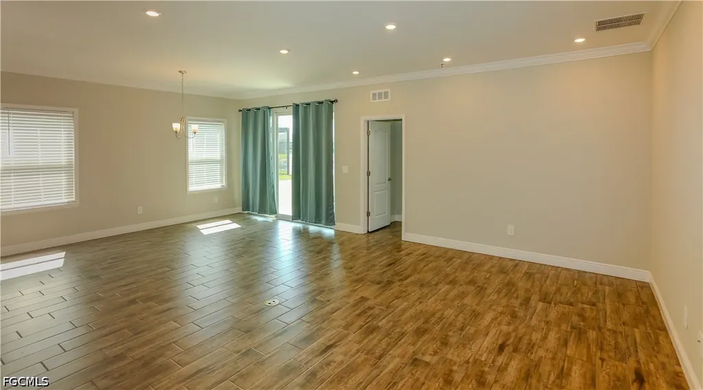 8792 Cascade Price Circle North Fort Myers FL 33917