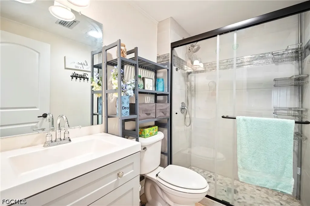 108 Windjammer Way Fort Myers FL 33908
