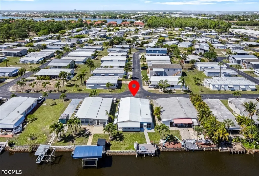 108 Windjammer Way Fort Myers FL 33908