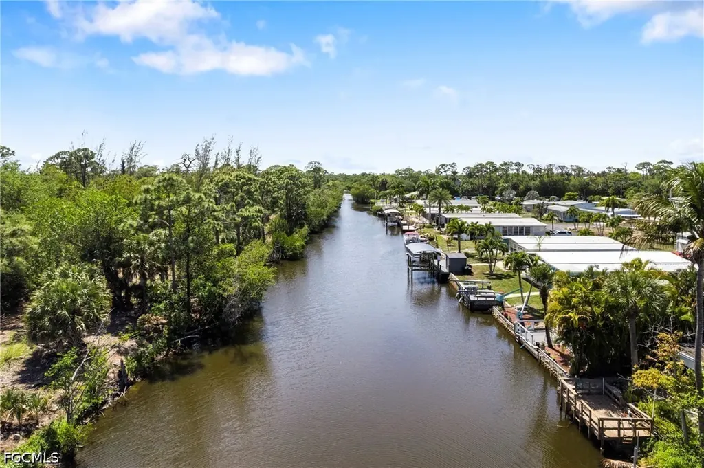 108 Windjammer Way Fort Myers FL 33908