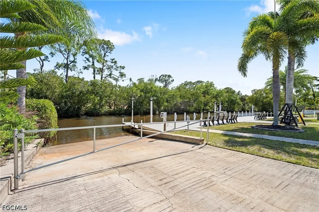 108 Windjammer Way Fort Myers FL 33908