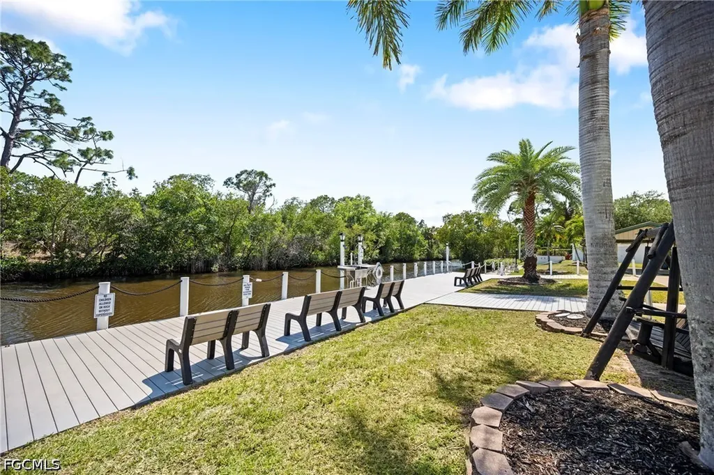 108 Windjammer Way Fort Myers FL 33908