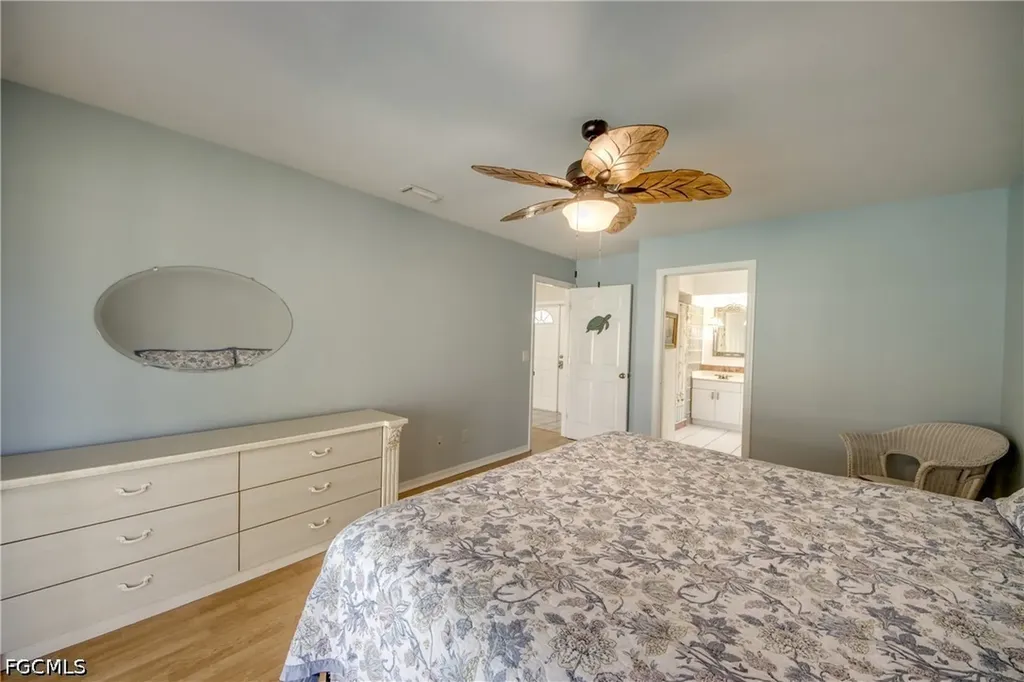 1927 SE 21st Street Cape Coral FL 33990