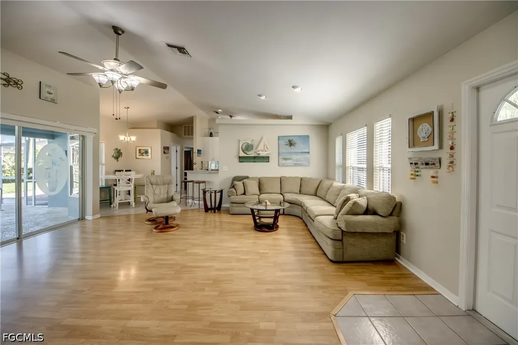 1927 SE 21st Street Cape Coral FL 33990