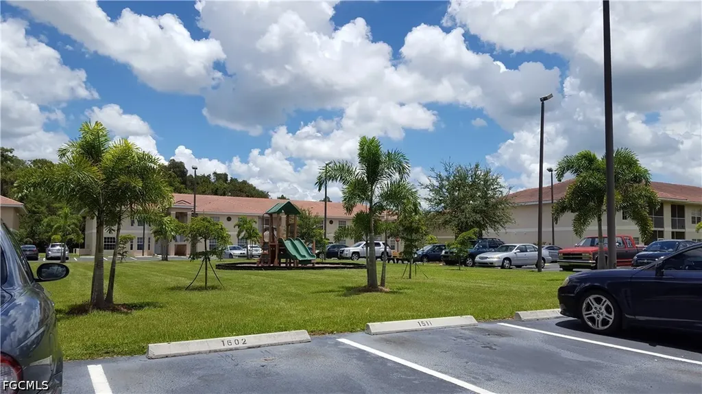 8424 Bernwood Cove Loop Fort Myers FL 33966