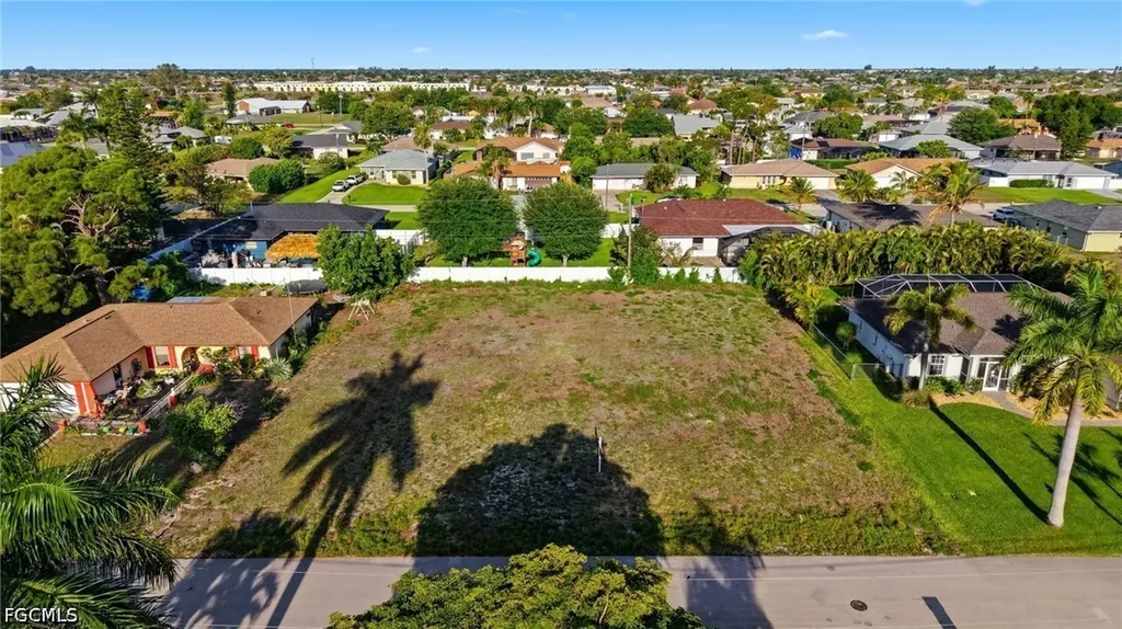 4208 SW 5th Place Cape Coral FL 33914