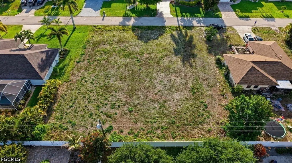 4208 SW 5th Place Cape Coral FL 33914
