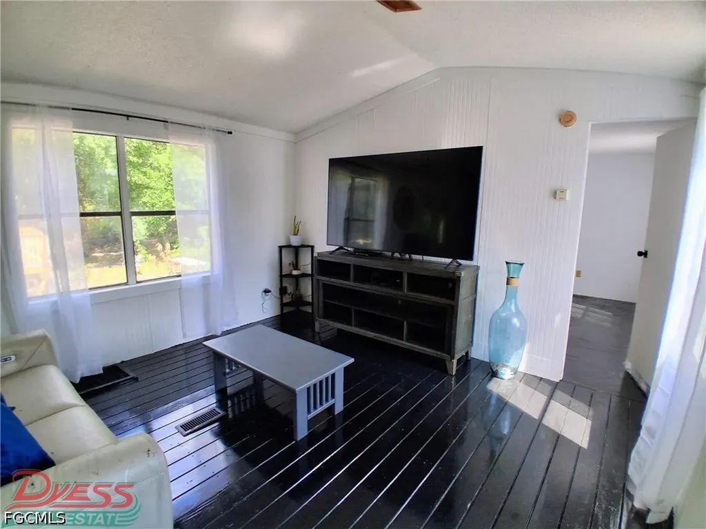 5320 Pioneer 8th Street Clewiston FL 33440
