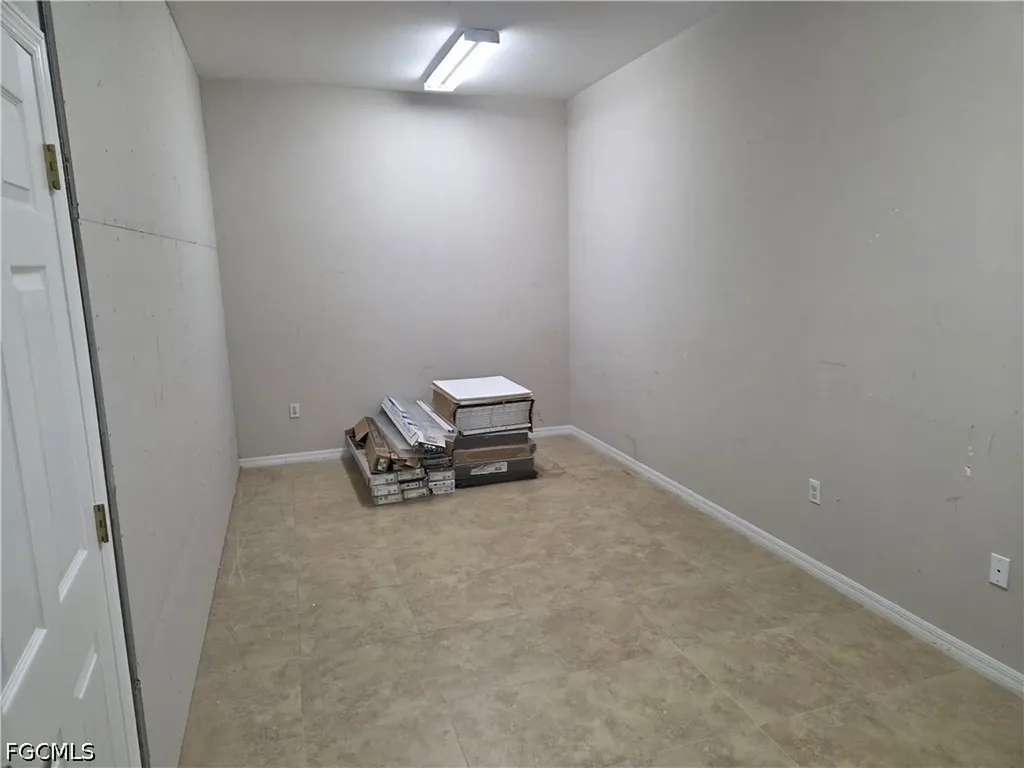 1326 SE 47th Street Cape Coral FL 33904