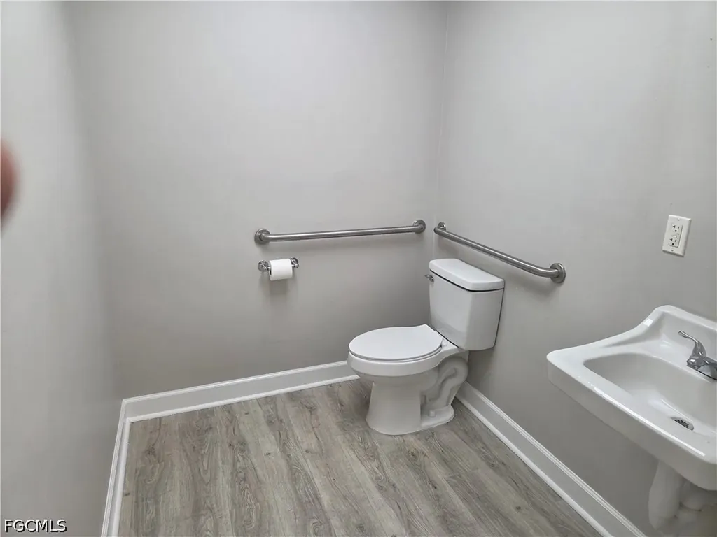 1326 SE 47th Street Cape Coral FL 33904