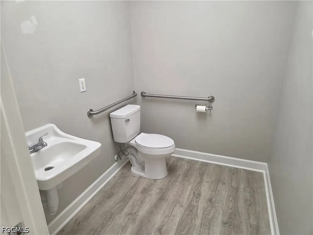 1326 SE 47th Street Cape Coral FL 33904