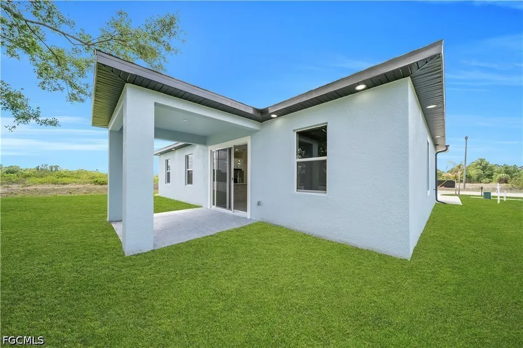 900 Sunniland Boulevard Lehigh Acres FL 33971