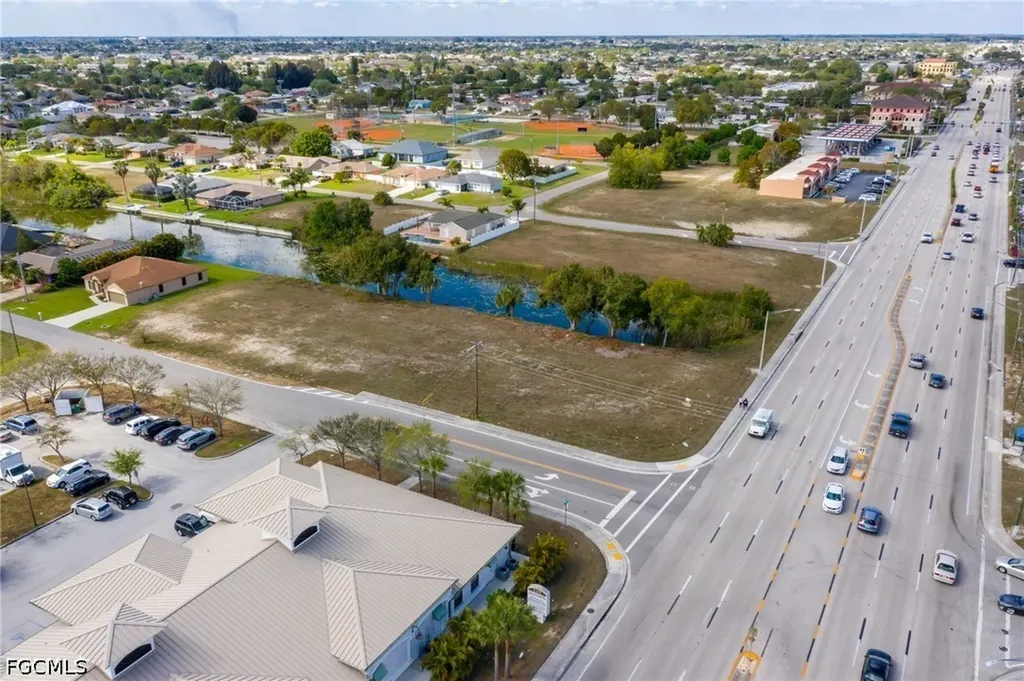 1531 NE 2nd Street Cape Coral FL 33909