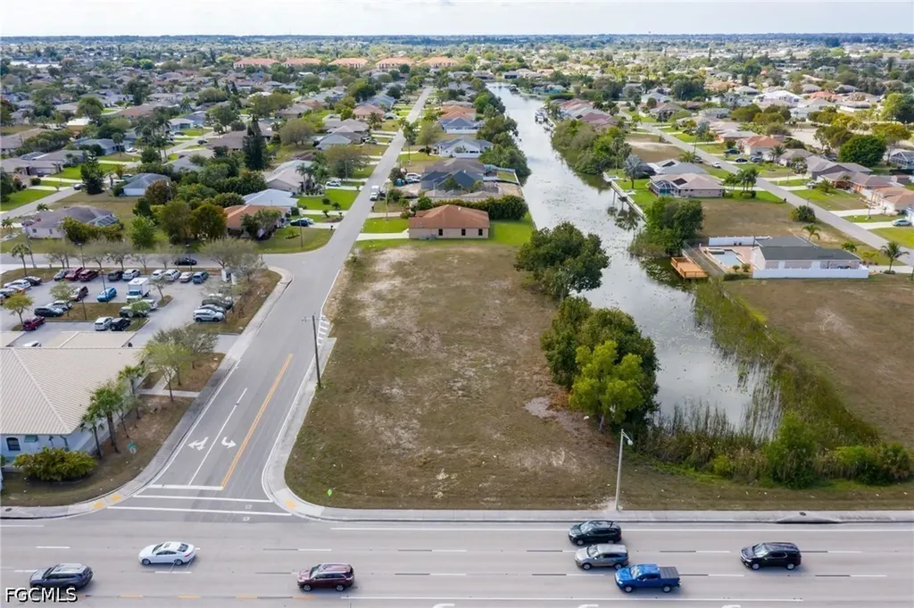 1531 NE 2nd Street Cape Coral FL 33909