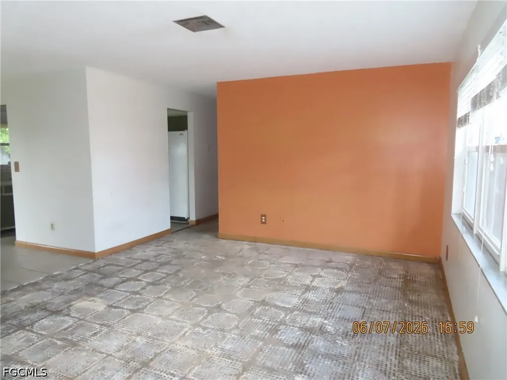 521 SE 35th Street Cape Coral FL 33904