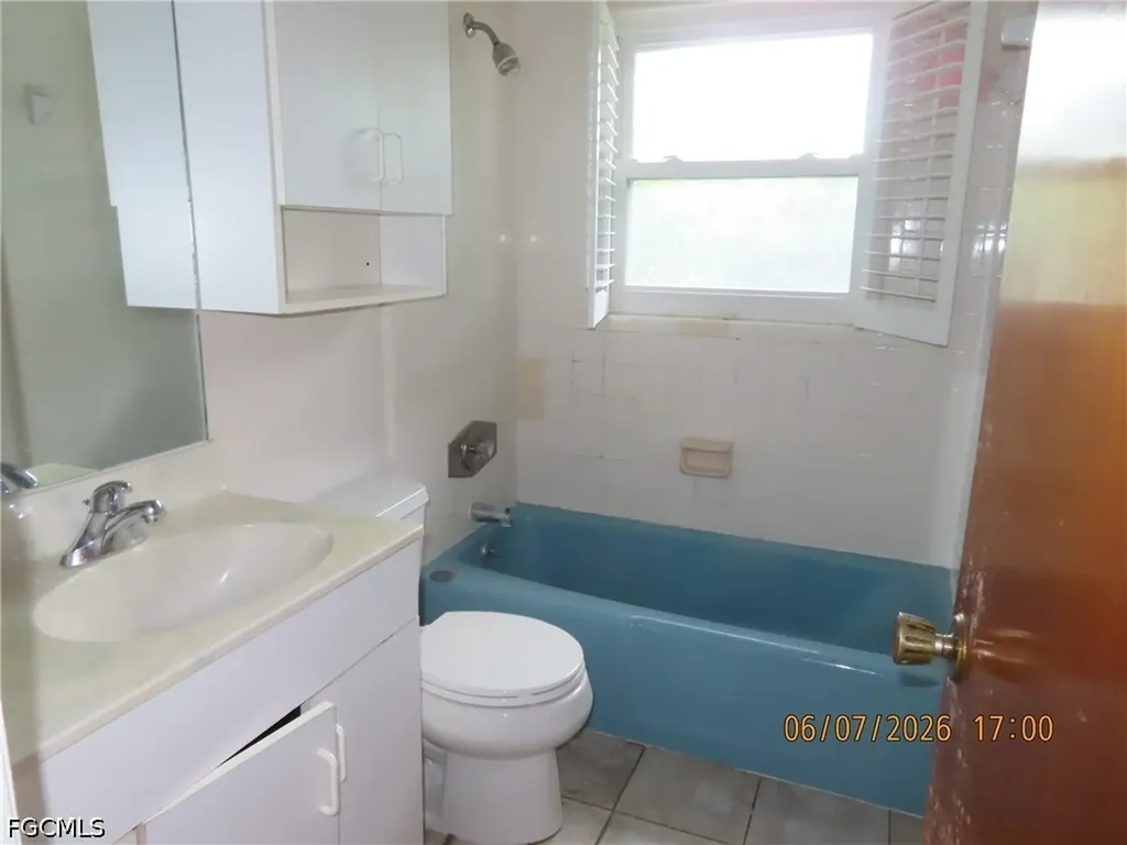 521 SE 35th Street Cape Coral FL 33904
