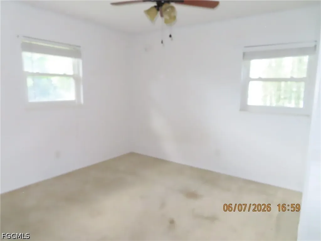 521 SE 35th Street Cape Coral FL 33904