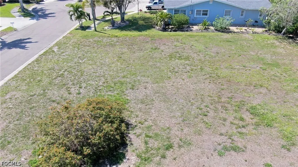 4425 N Gulf Circle North Fort Myers FL 33903