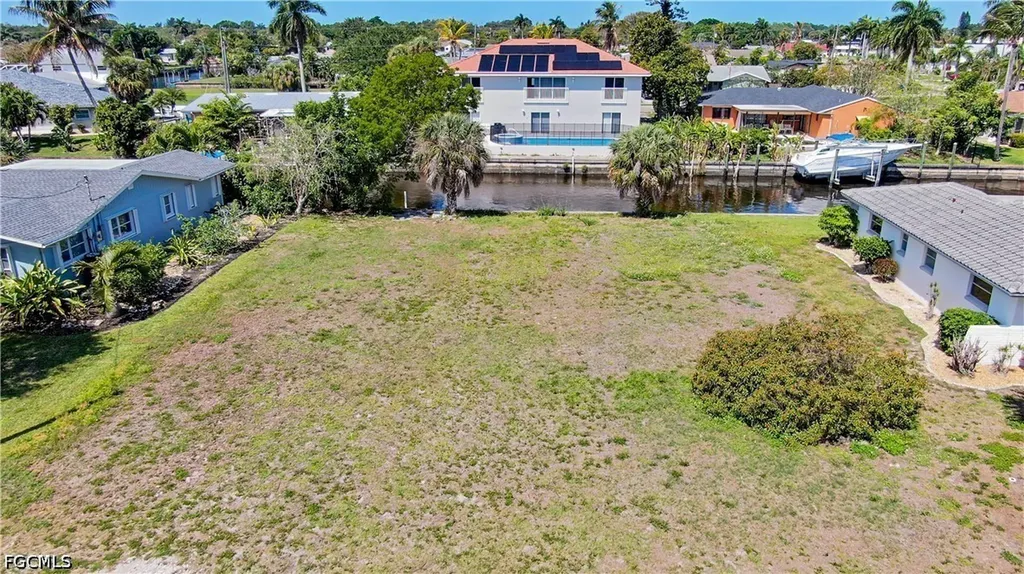 4425 N Gulf Circle North Fort Myers FL 33903