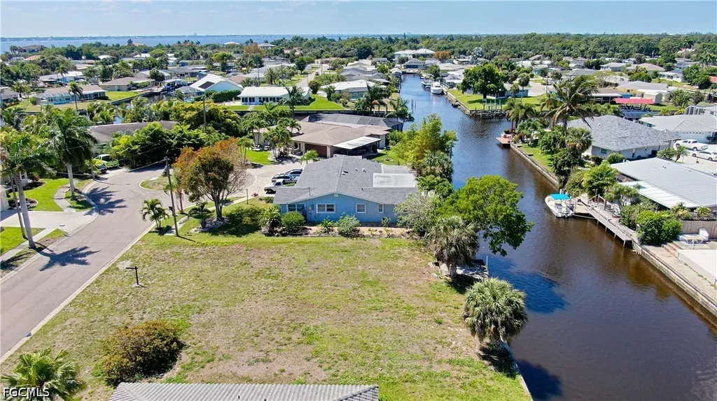 4425 N Gulf Circle North Fort Myers FL 33903
