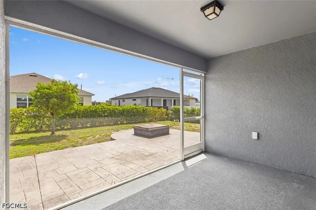 1319 NW 14th Place Cape Coral FL 33993