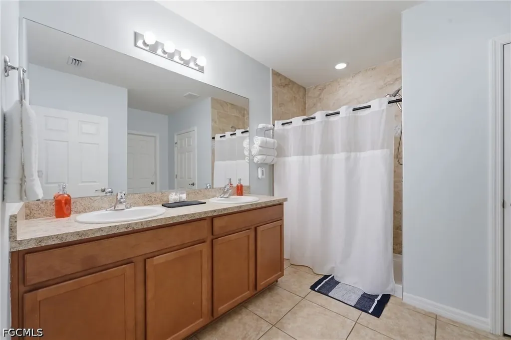 2521 SW 11th Place Cape Coral FL 33914