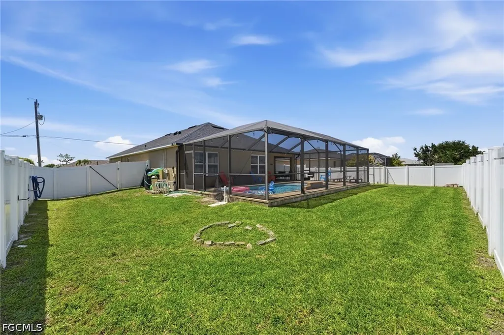 2521 SW 11th Place Cape Coral FL 33914