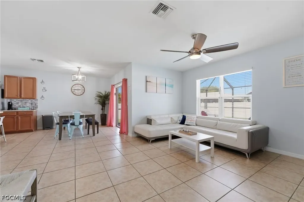 2521 SW 11th Place Cape Coral FL 33914