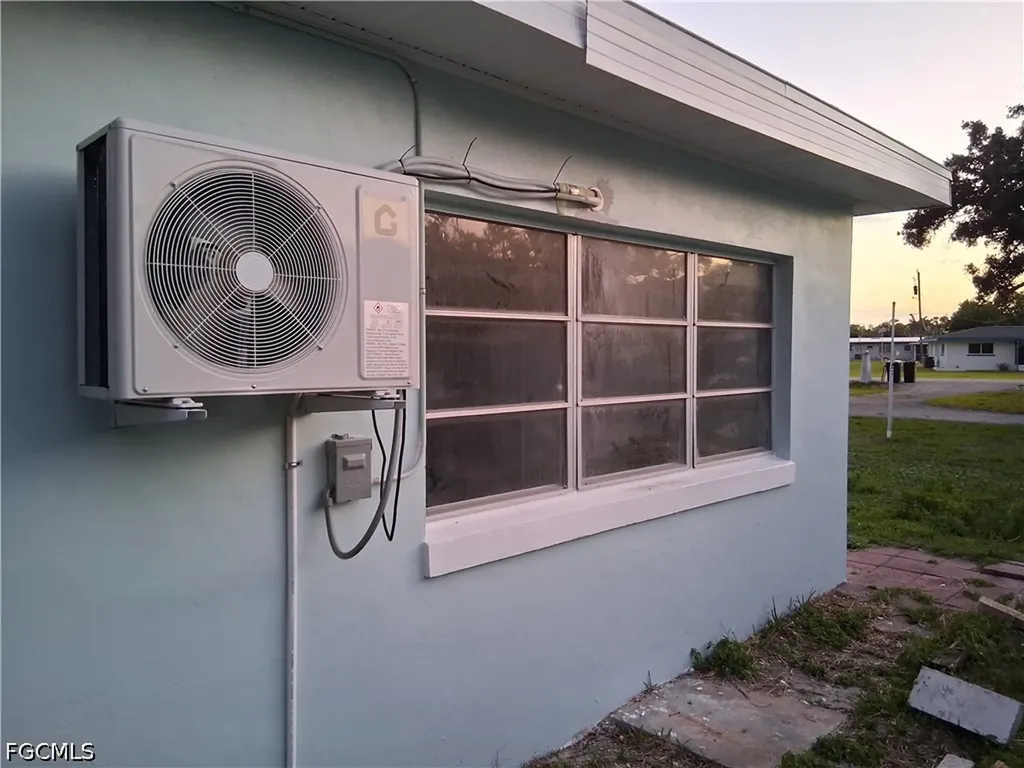 1260 Joerin Avenue North Fort Myers FL 33903