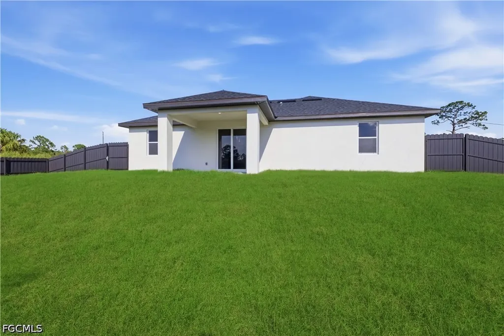 519 Monroe Avenue Lehigh Acres FL 33972