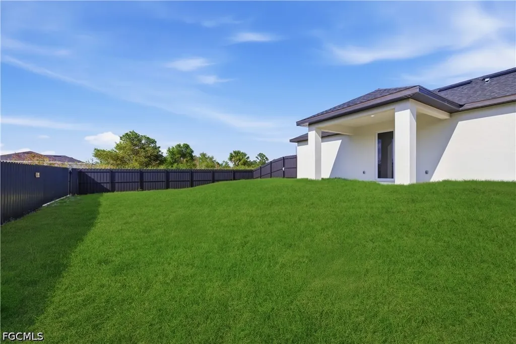 519 Monroe Avenue Lehigh Acres FL 33972