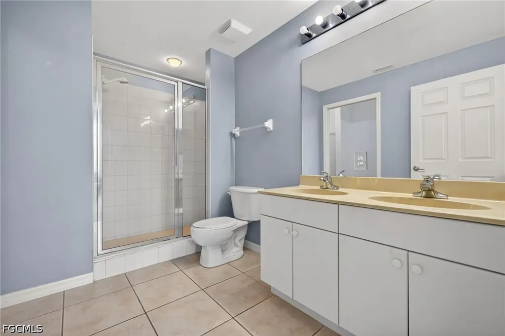 950 Hancock Creek South Boulevard Cape Coral FL 33909