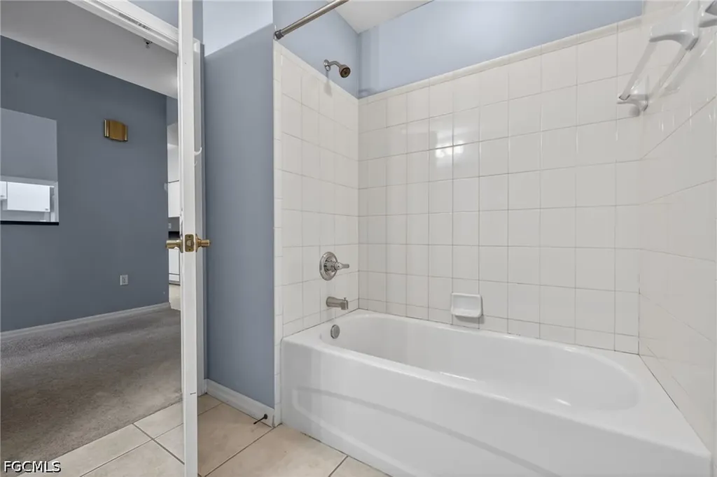 950 Hancock Creek South Boulevard Cape Coral FL 33909