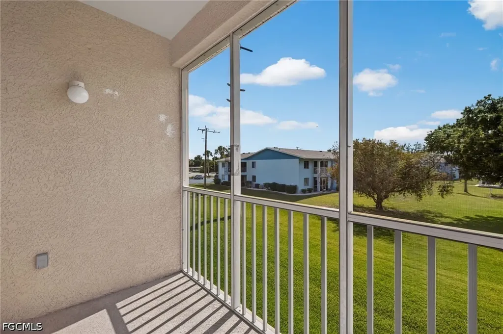 950 Hancock Creek South Boulevard Cape Coral FL 33909