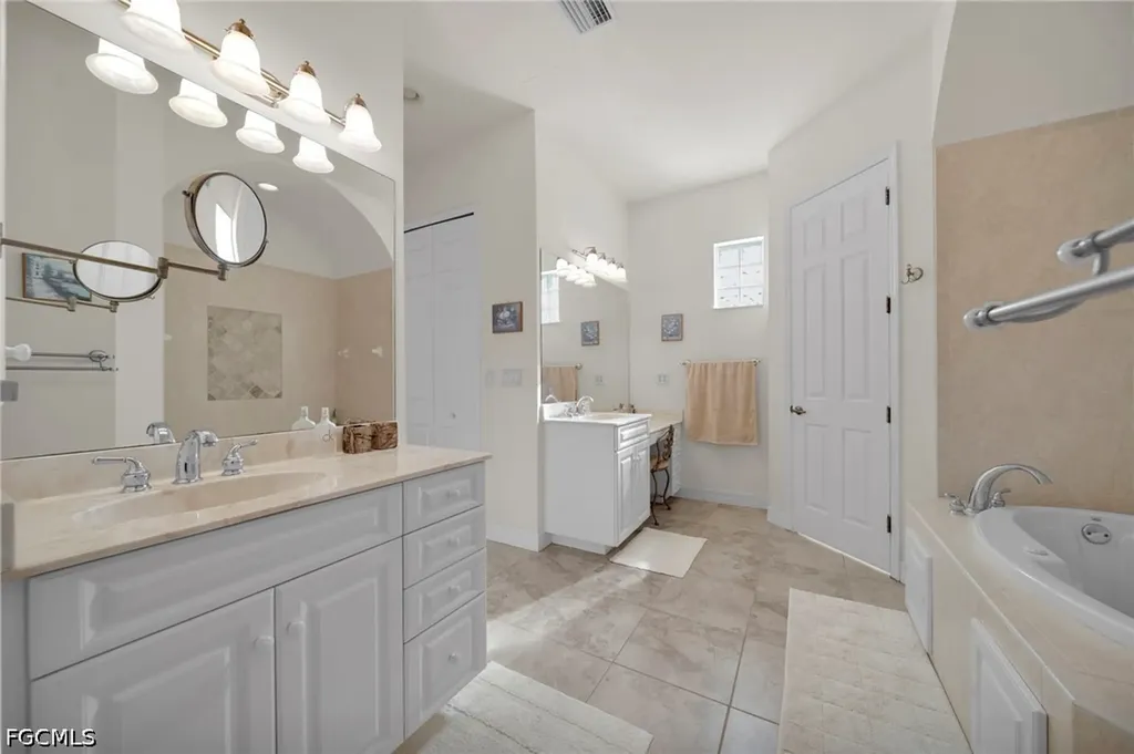 3413 Embers Parkway W Cape Coral FL 33993