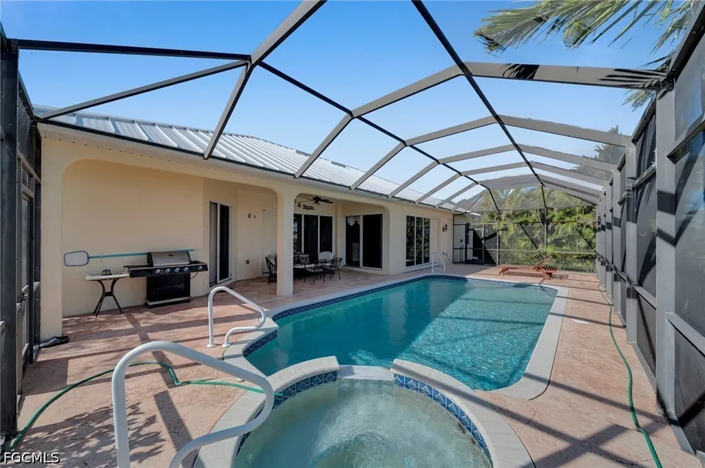 3413 Embers Parkway W Cape Coral FL 33993