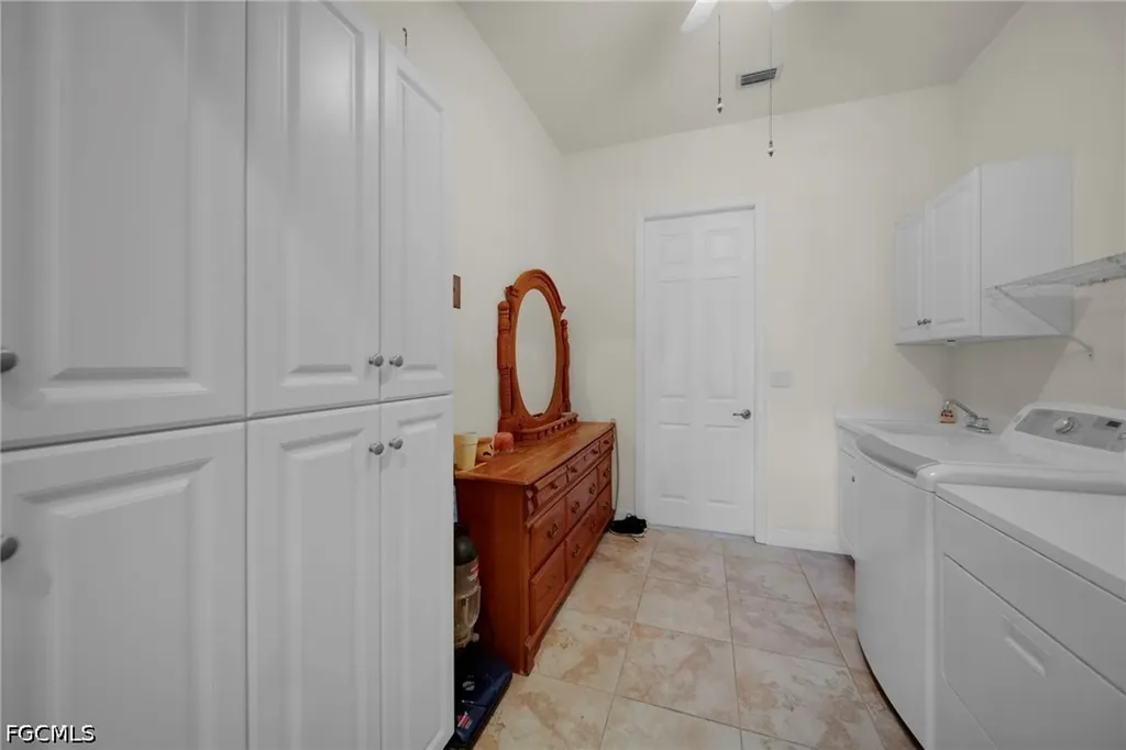 3413 Embers Parkway W Cape Coral FL 33993